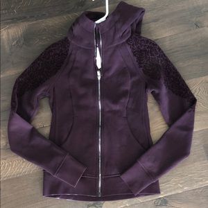 Lulu Lemon zip up